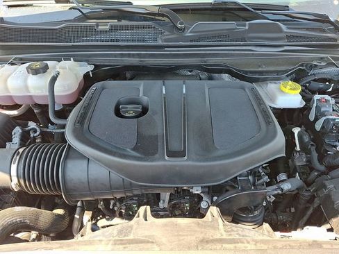 Used 2025 RAM 1500 Laramie AWD/4WD image 27