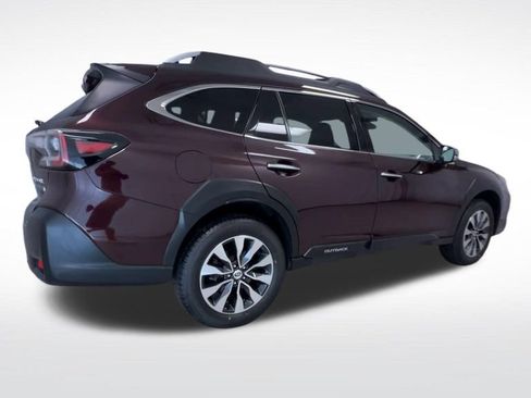 Used 2024 Subaru Outback Touring XT AWD/4WD image 8