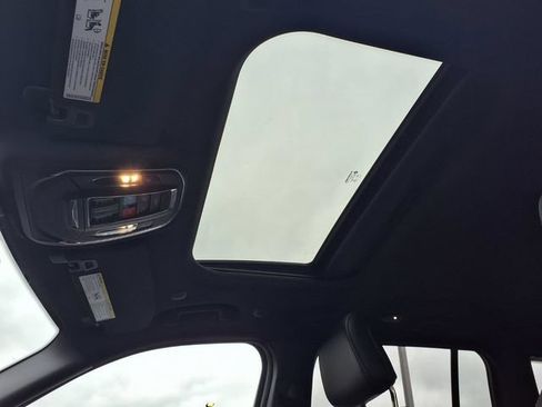 New 2026 Jeep Grand Cherokee Altitude AWD/4WD image 7