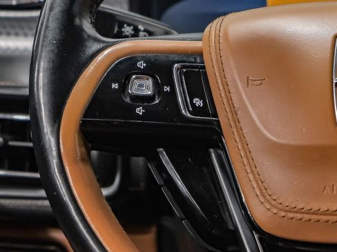 Used 2020 Lincoln Aviator Black Label Grand Touring w/ Class IV Trailer Tow Package image 16