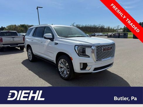 Used 2021 GMC Yukon Denali w/ Denali Premium Package AWD/4WD image 1