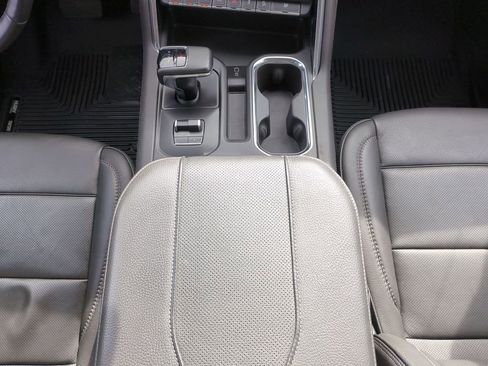 Used 2023 GMC Sierra 1500 Denali w/ Denali Reserve Package image 19