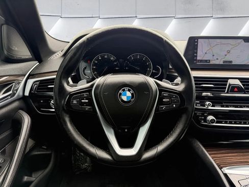 Used 2018 BMW 540i xDrive AWD/4WD image 17