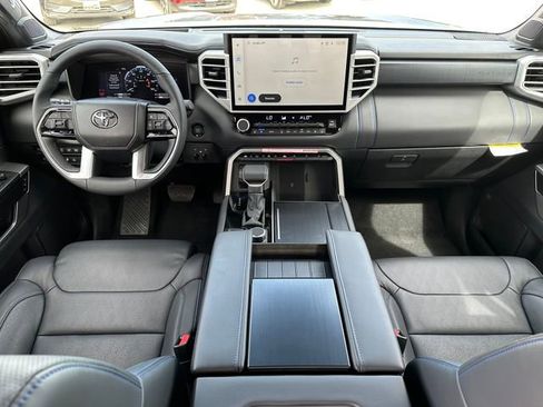 Used 2025 Toyota Tundra Platinum image 23