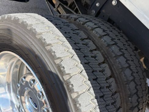 Used 2020 Ford F450 Platinum w/ FX4 Off-Road Package AWD/4WD image 25