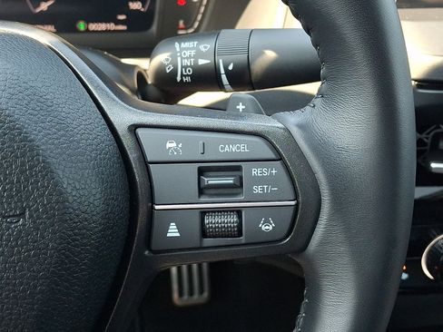 Used 2025 Honda Accord Sport image 23