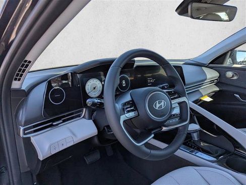 New 2026 Hyundai Elantra Limited image 12