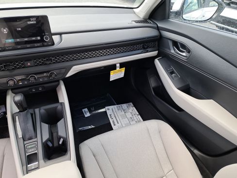 New 2025 Honda Accord LX image 11