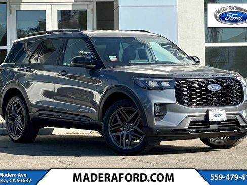 Certified 2025 Ford Explorer ST-Line w/ ST-Line Street Pack AWD/4WD image 1
