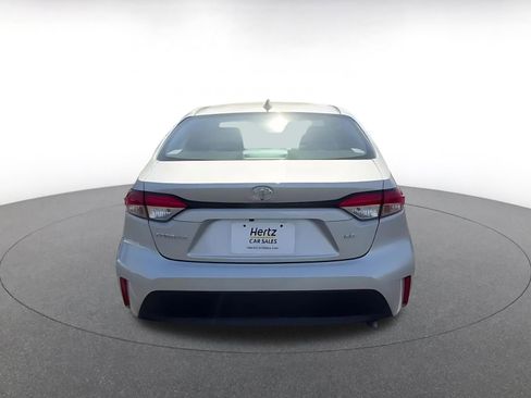 Used 2025 Toyota Corolla LE image 12