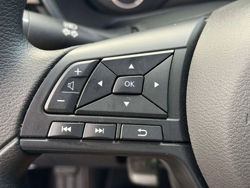 Used 2025 Nissan Altima 2.5 S FWD image 19