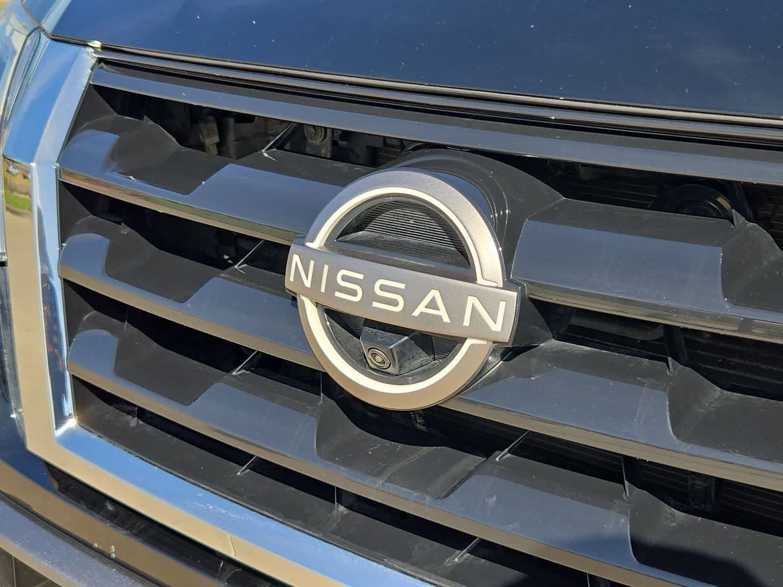 Used 2023 Nissan Armada SL w/ Captain's Chairs Package RWD image 11