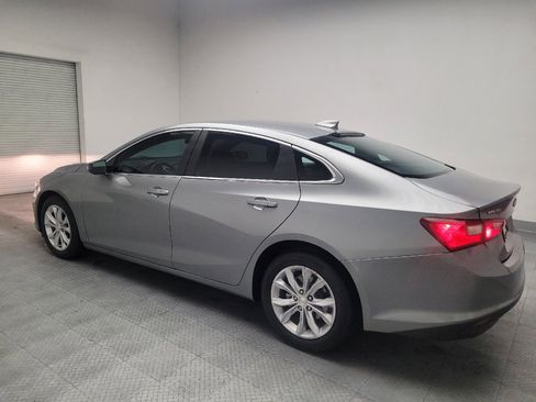 Used 2025 Chevrolet Malibu LT FWD image 3