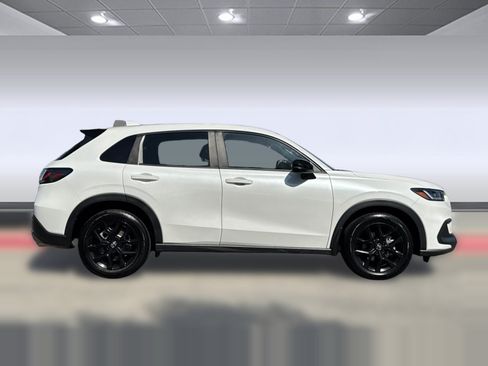 Used 2024 Honda HR-V Sport image 8