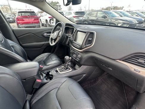 Used 2016 Jeep Cherokee High Altitude image 17