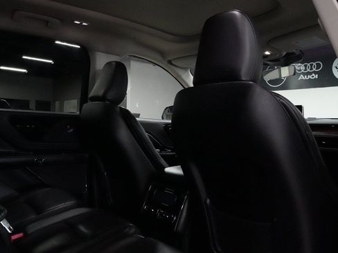 Used 2023 Lincoln Aviator Grand Touring AWD/4WD image 30