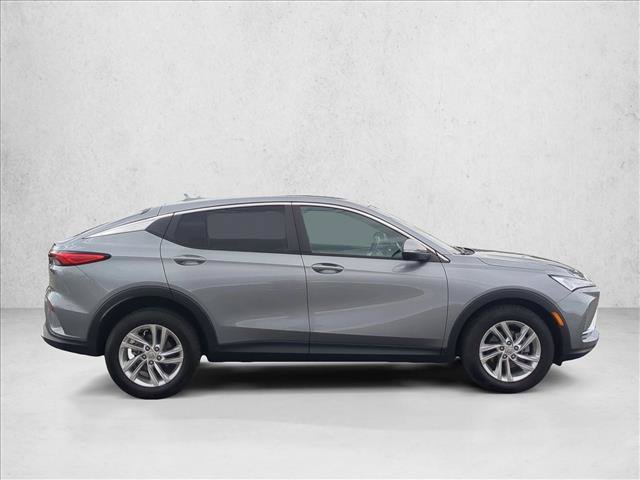 Used 2024 Buick Envista Sport Touring FWD image 4