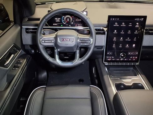 Used 2026 GMC Sierra EV Elevation image 9