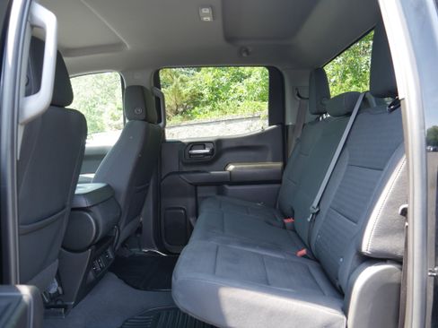 Certified 2024 Chevrolet Silverado 1500 Custom AWD/4WD image 15