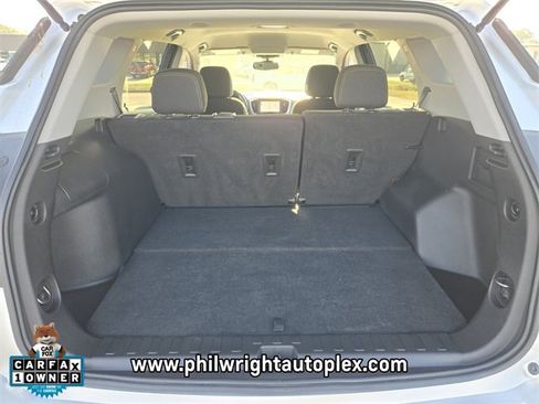 Used 2021 GMC Terrain SLE w/ Driver Convenience Package image 16