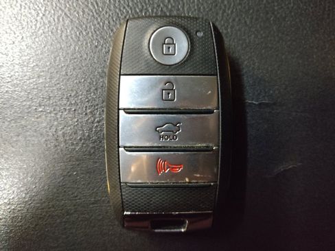 Used 2019 Kia Optima S FWD image 32