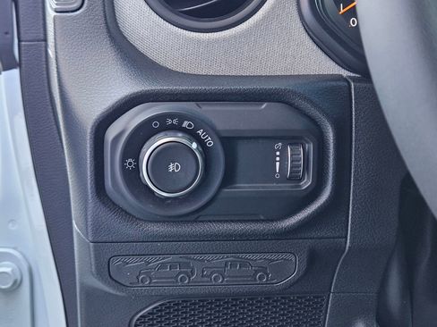 Used 2024 Jeep Wrangler Sport S image 20