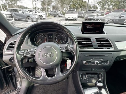 Used 2017 Audi Q3 2.0T Premium image 12