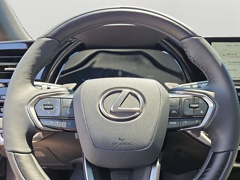 Used 2026 Lexus RX 350 Premium w/ Kick Snesor w/ Tow Package AWD/4WD image 20