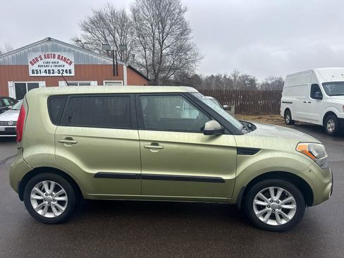 Used 2013 Kia Soul + image 4