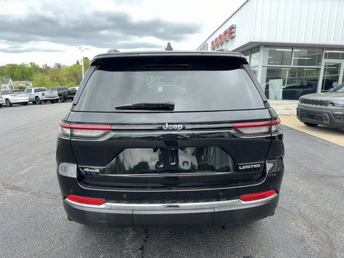 Certified 2022 Jeep Grand Cherokee Limited AWD/4WD image 8
