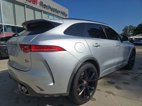 Used 2020 Jaguar F-PACE SVR image 7