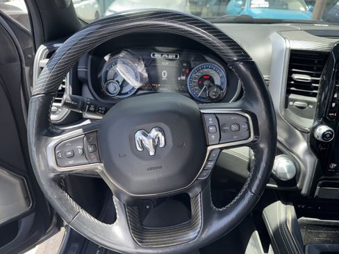 Used 2019 RAM 1500 Limited RWD image 9