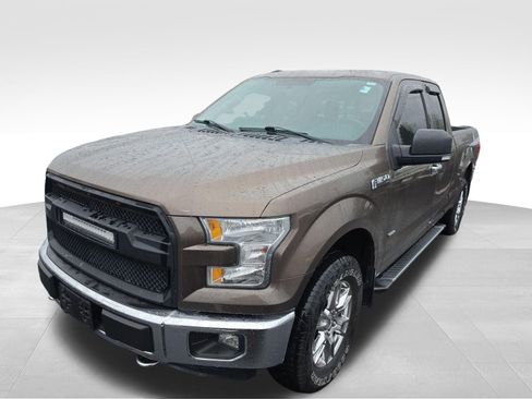 Used 2016 Ford F150 XLT w/ Equipment Group 302A Luxury image 8