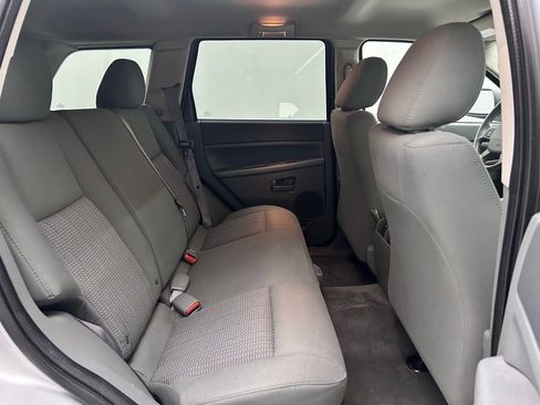 Used 2007 Jeep Grand Cherokee Laredo image 15