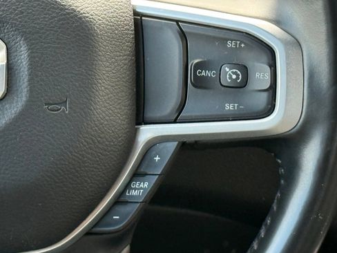Used 2021 RAM 1500 Big Horn AWD/4WD image 30