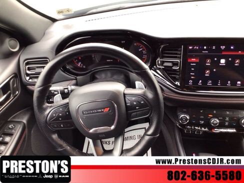 Used 2025 Dodge Durango GT AWD/4WD image 13