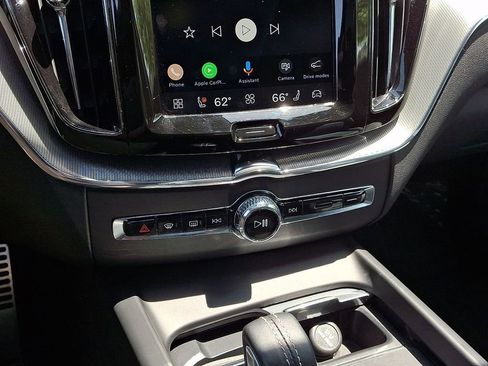 Used 2022 Volvo XC60 T8 R-Design w/ Advanced Package AWD/4WD image 15