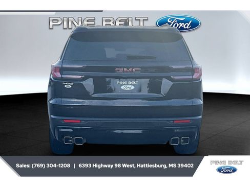 Used 2025 GMC Acadia Elevation w/ Elevation Premium Package FWD image 4