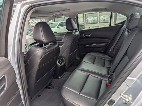 Used 2019 Acura TLX image 22