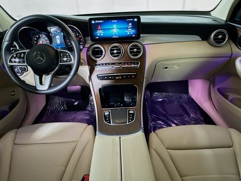 Used 2022 Mercedes-Benz GLC 300 4MATIC image 27
