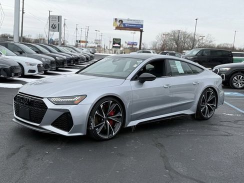 Used 2022 Audi RS 7 Sportback w/ Black Optic Package image 4