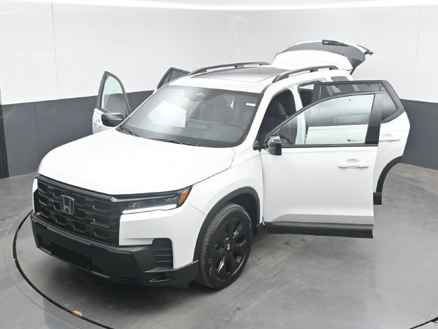New 2026 Honda Pilot Black Edition image 55