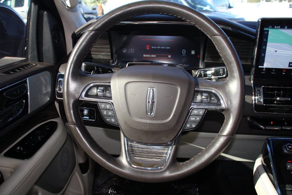 Certified 2023 Lincoln Navigator Black Label AWD/4WD image 11