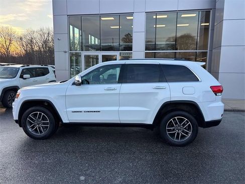 Used 2019 Jeep Grand Cherokee Limited image 6