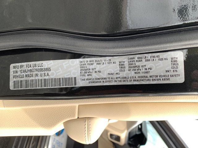 New 2024 Jeep Grand Cherokee Limited AWD/4WD image 39