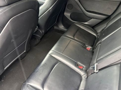 Used 2020 Tesla Model Y Long Range image 6