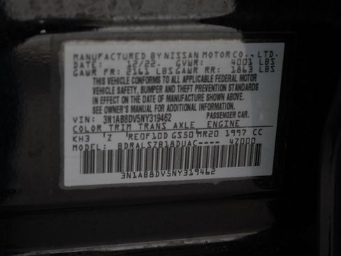 Used 2022 Nissan Sentra SR w/ SR Premium Package image 26