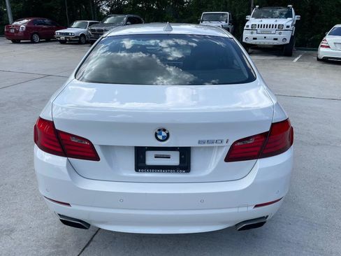 Used 2011 BMW 550i xDrive Sedan AWD/4WD image 7