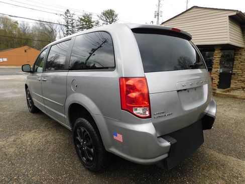 Used 2017 Dodge Grand Caravan SE w/ Power Window Group FWD image 18