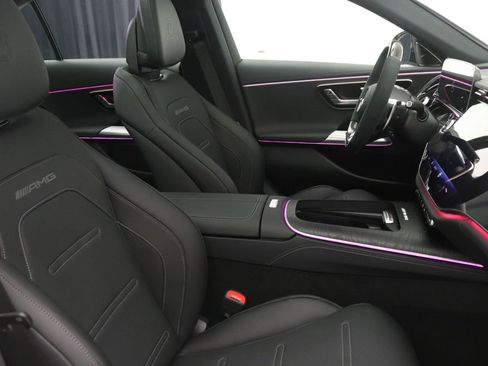 New 2026 Mercedes-Benz E 53 AMG e 4MATIC Sedan image 9